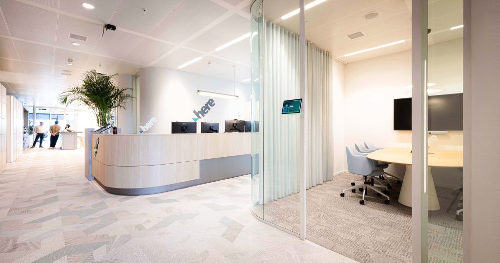 Here website case lr -_-2